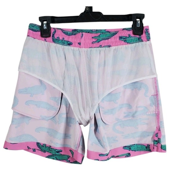 Vtg Chubbies 5.5" Shorts Mens S 28-30 Green Pink Alligator AOP Elastic Waist - Picture 6 of 9